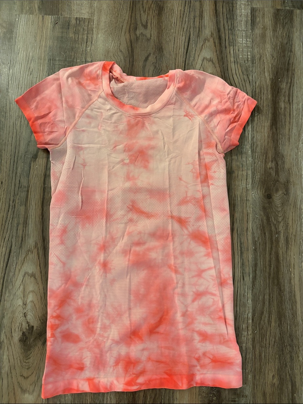 lululemon athletica Short Sleeve Tie-Dye Tee in Coral/Pink